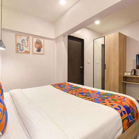 Fabhotel Olive Suite プネ エクステリア 写真