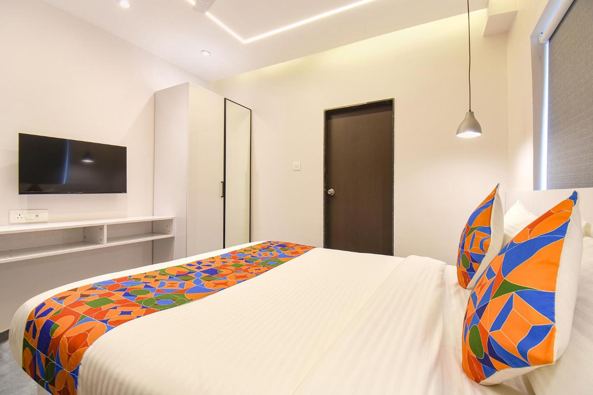 Fabhotel Olive Suite プネ エクステリア 写真